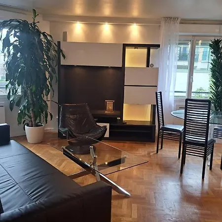 Apartment Aux Portes De Paris Et 5 Minutes Du Metro Charenton-le-Pont