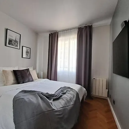 Apartment Aux Portes De Paris Et 5 Minutes Du Metro Charenton-le-Pont