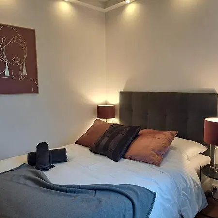 Apartment Aux Portes De Paris Et 5 Minutes Du Metro Charenton-le-Pont